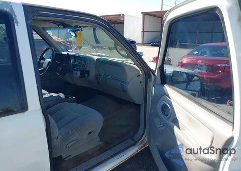 1998 Chevrolet K1500 Fleetside из США, поврежденный, VIN 2GCEK19R6W1237743